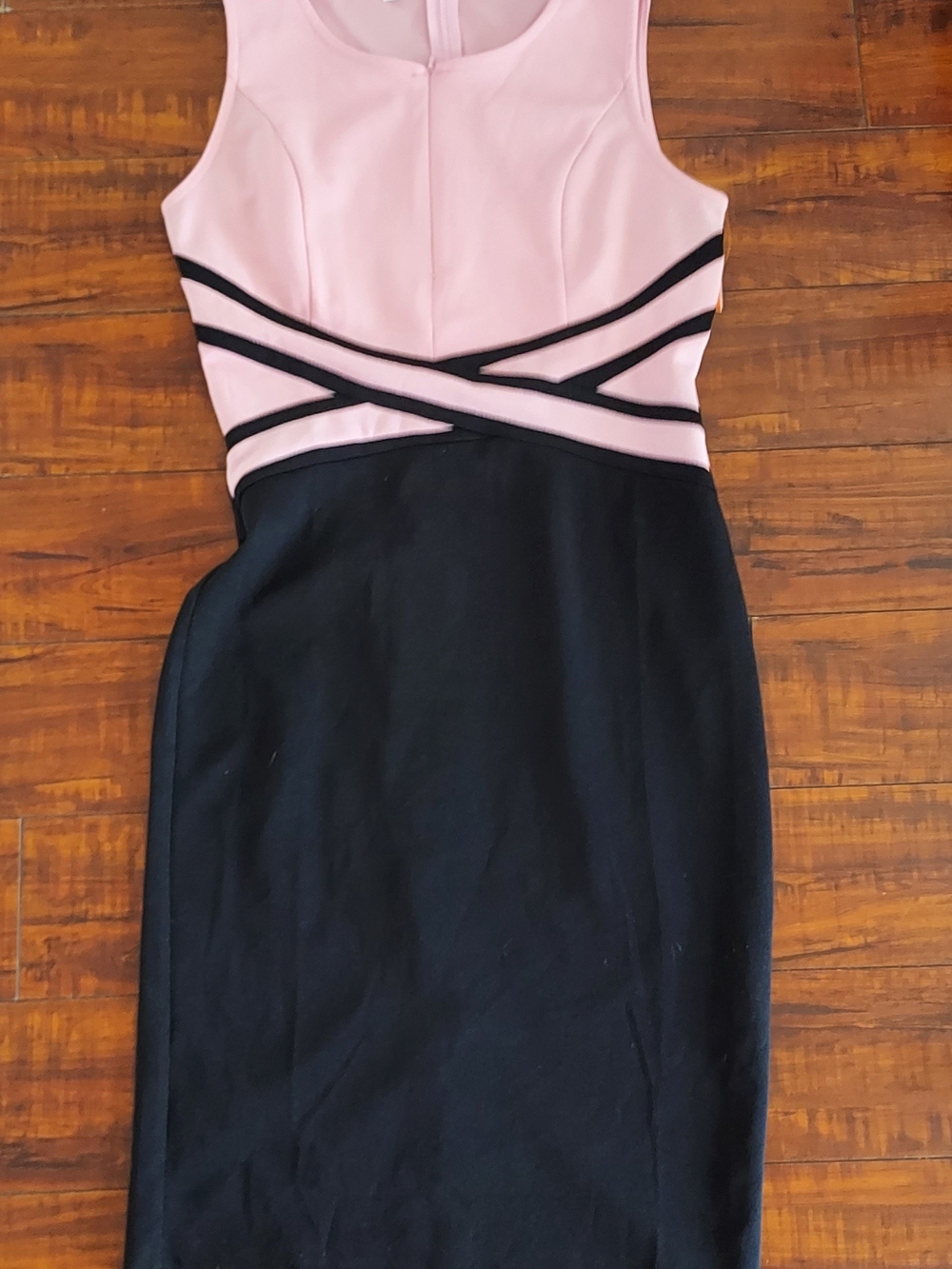 Amazon Pink and Black Sleeveless Midi Sheath Dress